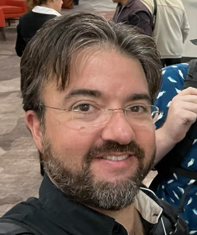 Image of David Serrano